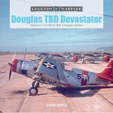 Legends Of Warfare Corsair : Vought's F4U in World War II and Korea