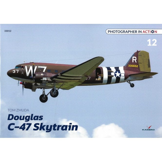 Photographer in Action 12: Douglas C-47 Skytrain